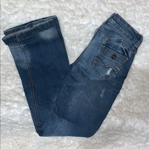 Truce distressed jeans